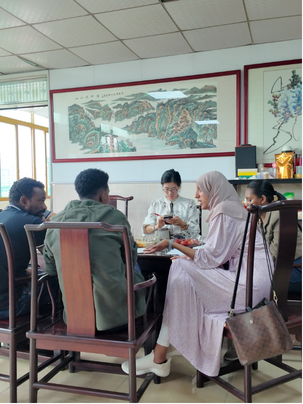 Customers from Ethiopia visit factories